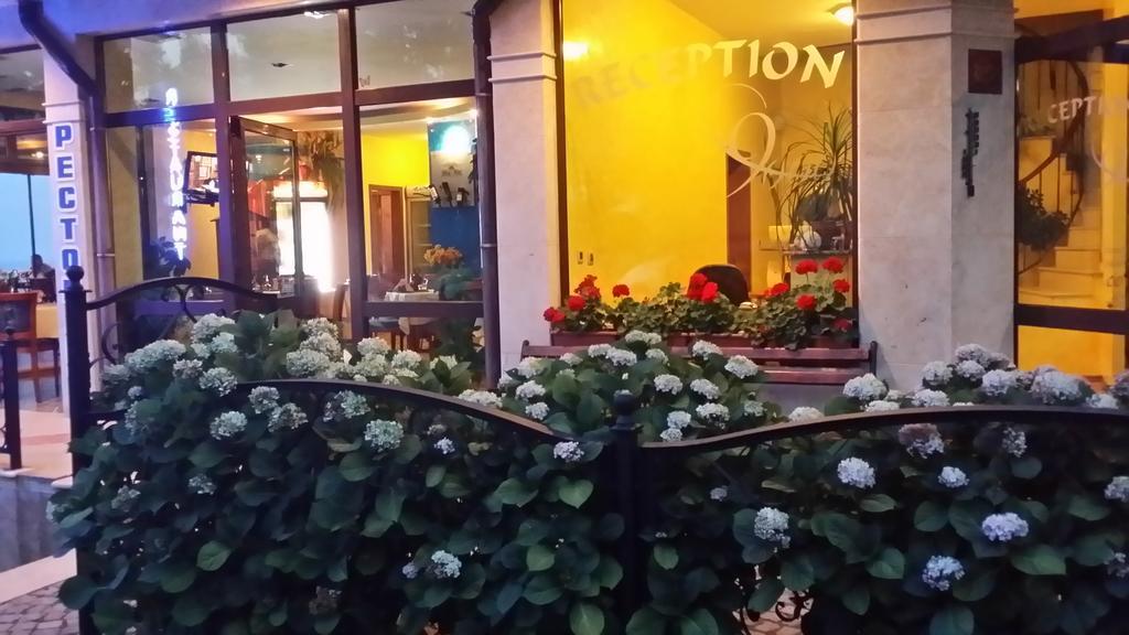 Hotel Continental Kiten  Eksteriør billede