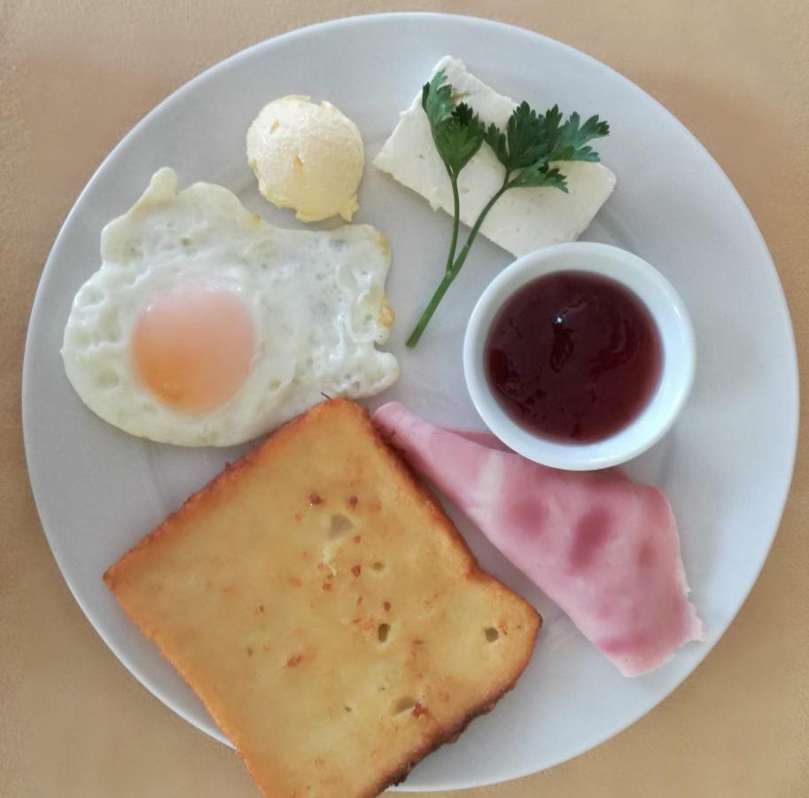 Hotel Continental Kiten  Eksteriør billede